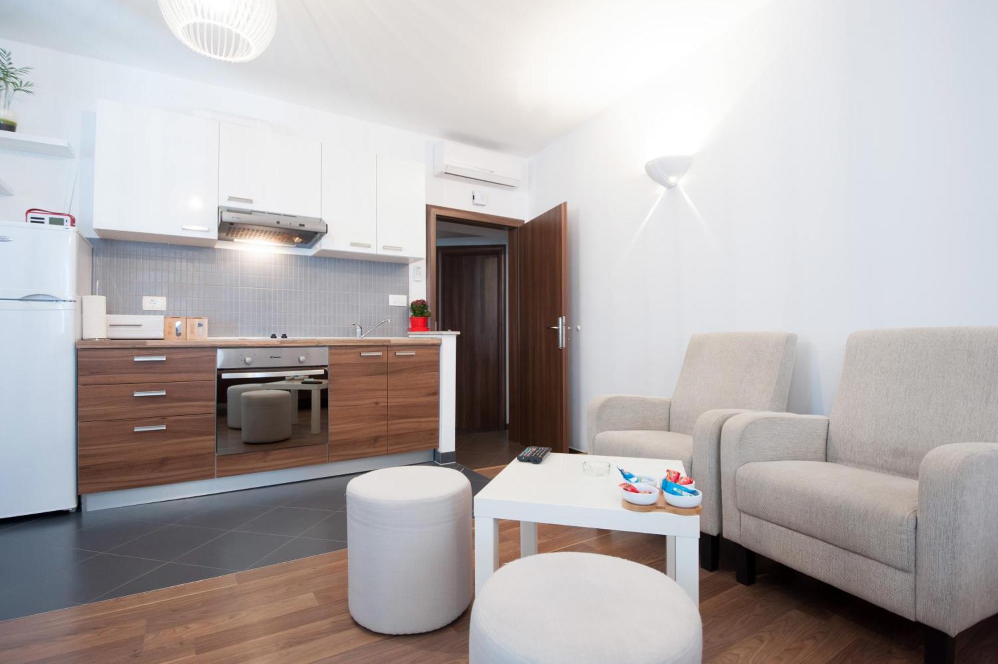 & 72 Apartment Zadar